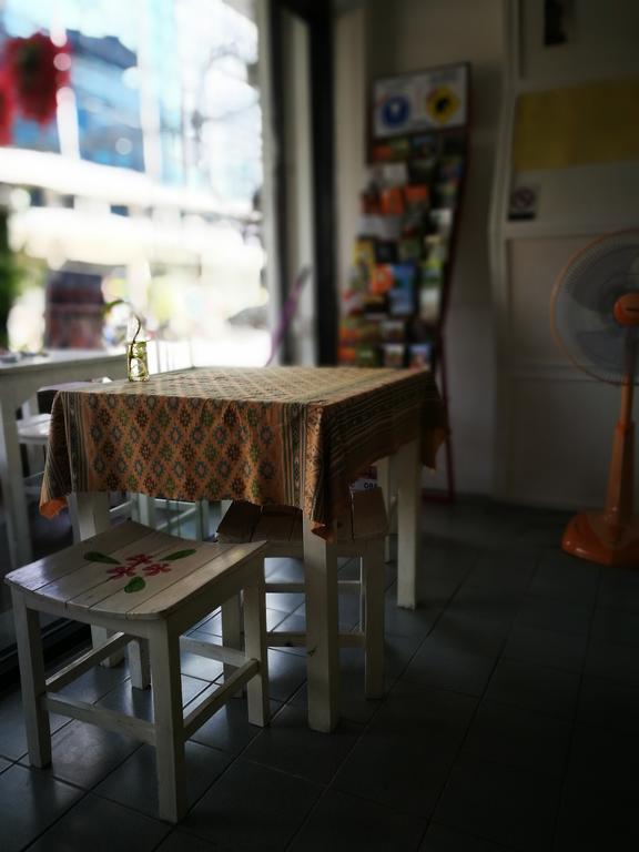 Zoe Hostel Chiang Mai Extérieur photo